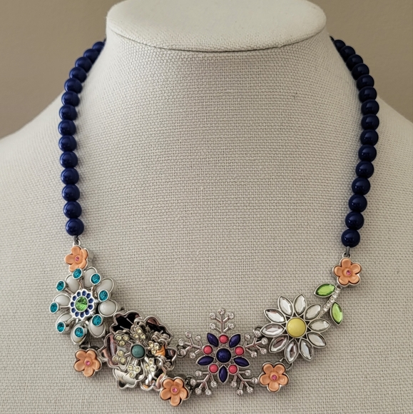 Lia Sophia Jewelry - Lia Sophia Blue Flower Crystal Necklace